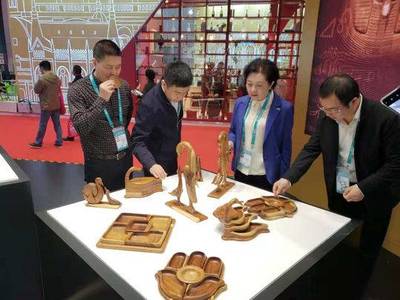 进博会开幕 遂宁46家企业寻合作 农产品智能物流装备销售两不误